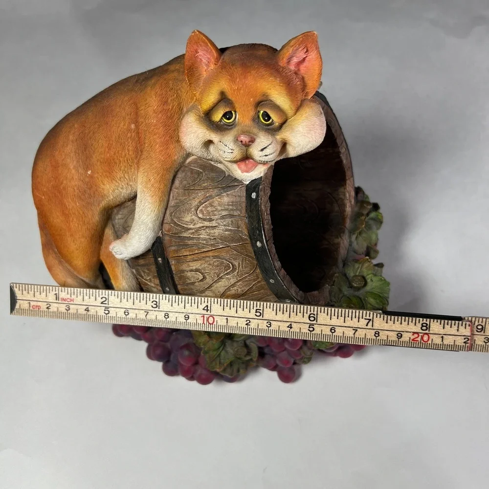 Vintage Resin Cat‎ Wine Holder Caddy Planter w Grapes Barrel Garden Whimsical